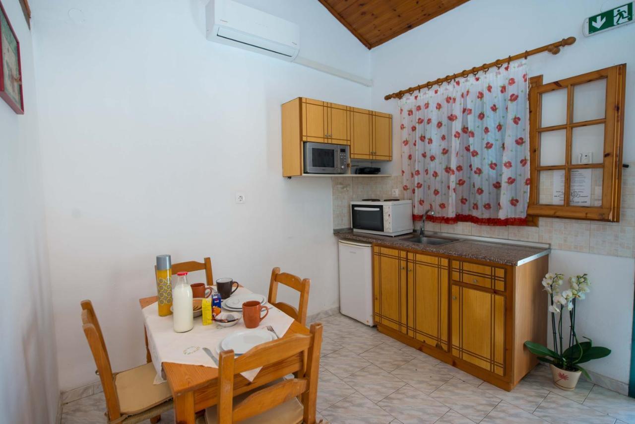 Georgia Apartments Sidari Sidari  Ngoại thất bức ảnh