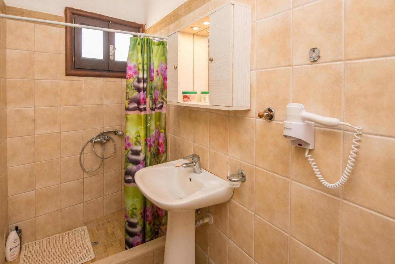 Georgia Apartments Sidari Sidari  Ngoại thất bức ảnh
