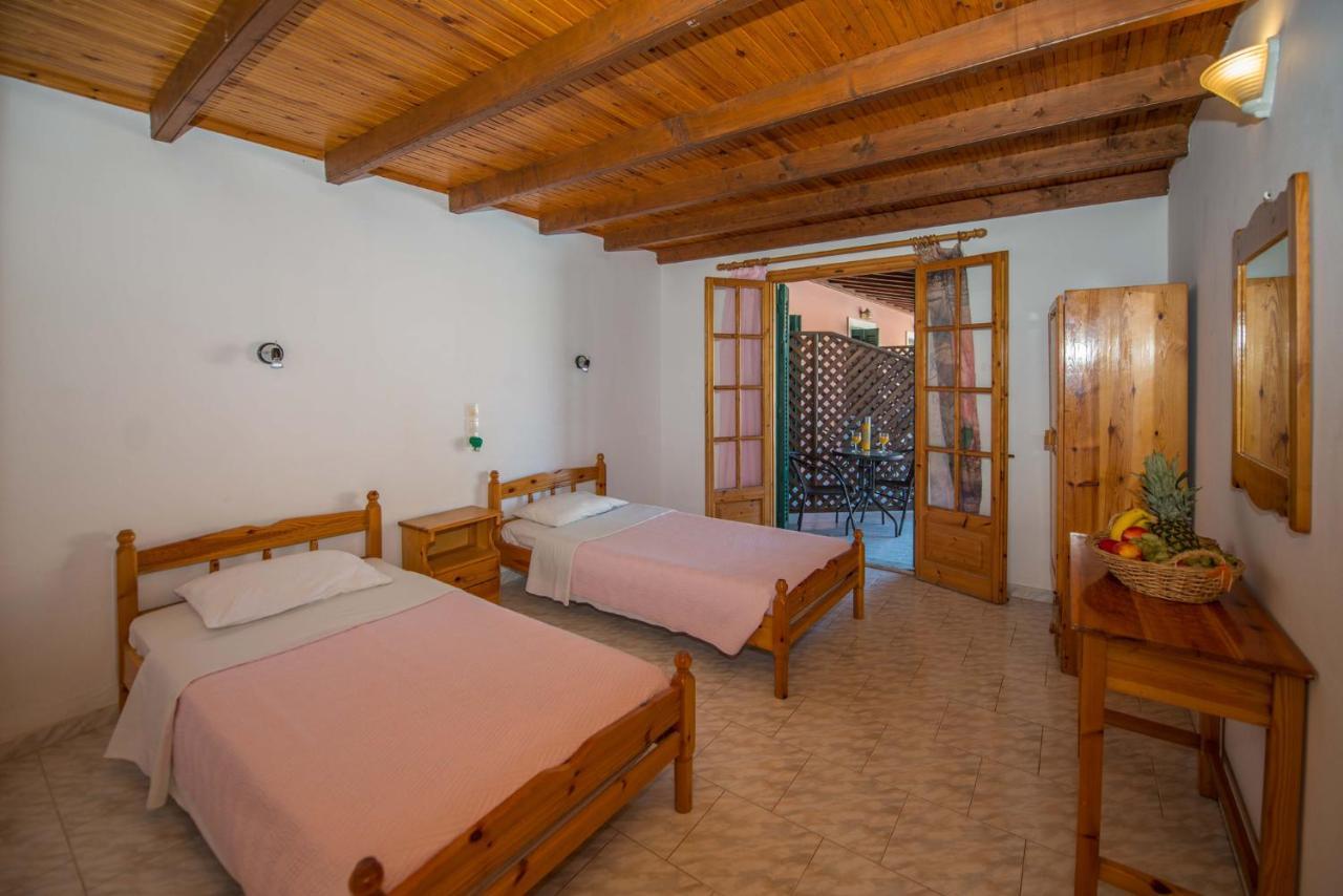 Georgia Apartments Sidari Sidari  Ngoại thất bức ảnh